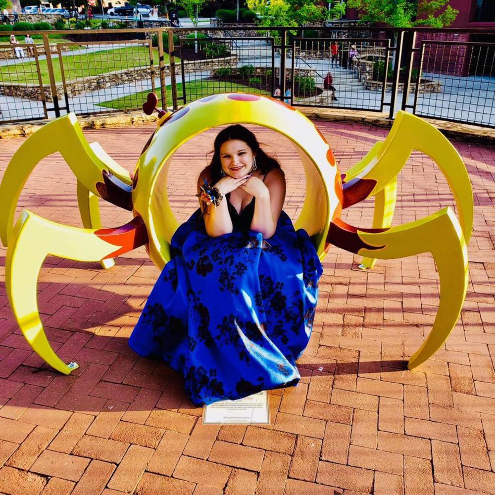 Meet your Posher, Meagan